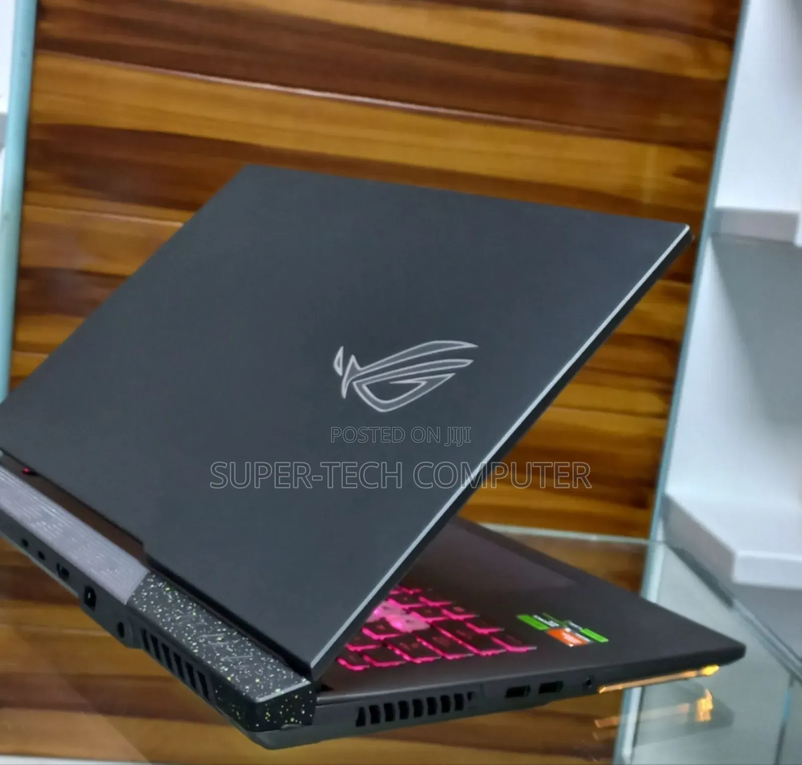 New Laptop Asus ROG Strix G17 16GB AMD Ryzen 9 SSD 1T
