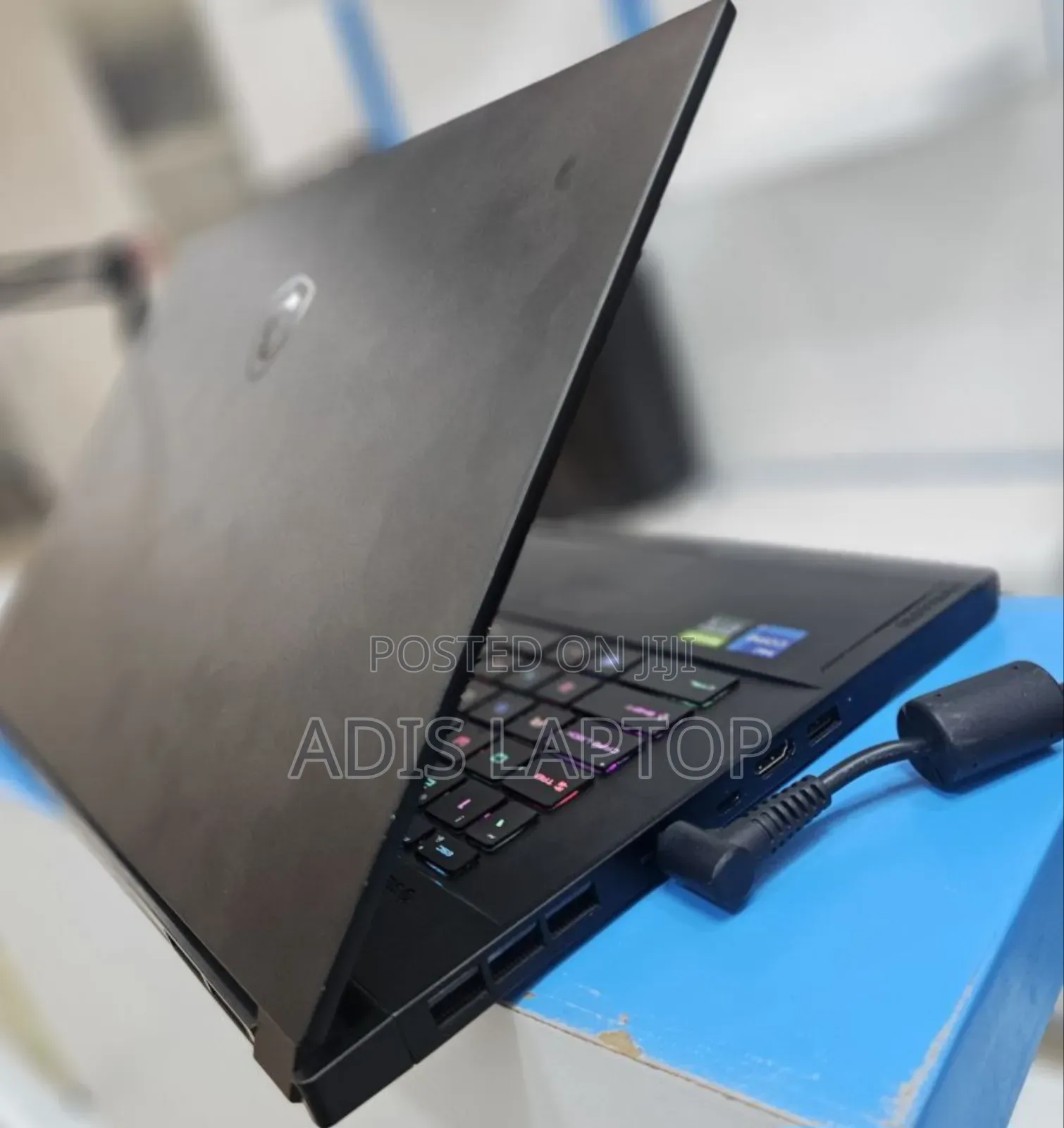 New Laptop MSI GS66 Stealth 10UE 16GB Intel Core I7 SSD 1T