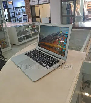 New Laptop Apple MacBook Air 2017 8GB Intel Core I5 SSD 128GB