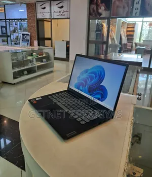 New Laptop Lenovo IdeaPad 130 8GB AMD Ryzen 5 SSD 256GB