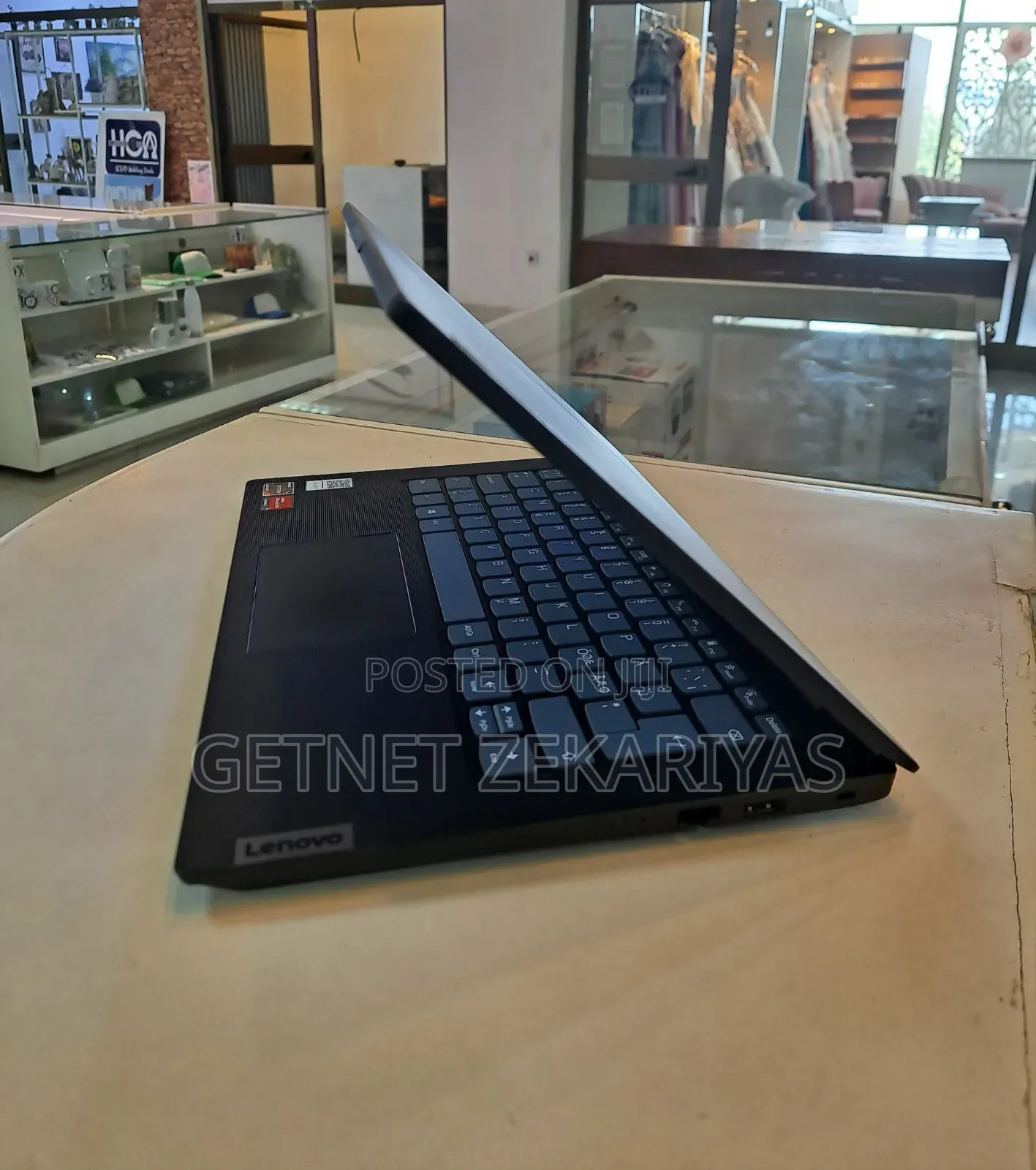 New Laptop Lenovo IdeaPad 130 8GB AMD Ryzen 5 SSD 256GB