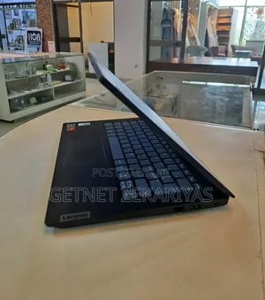 New Laptop Lenovo IdeaPad 130 8GB AMD Ryzen 5 SSD 256GB