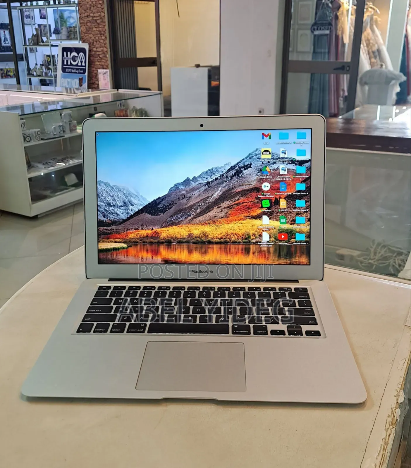 New Laptop Apple MacBook Air 2017 8GB Intel Core I5 SSD 128GB