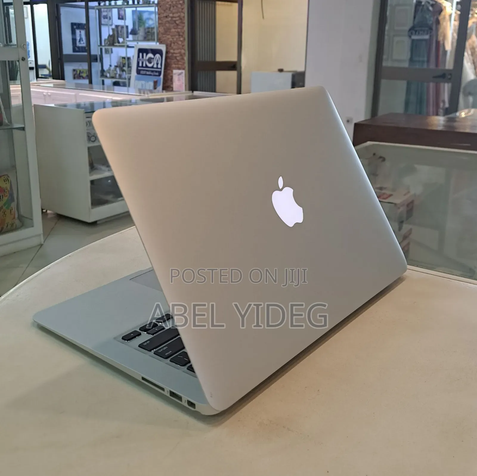 New Laptop Apple MacBook Air 2017 8GB Intel Core I5 SSD 128GB