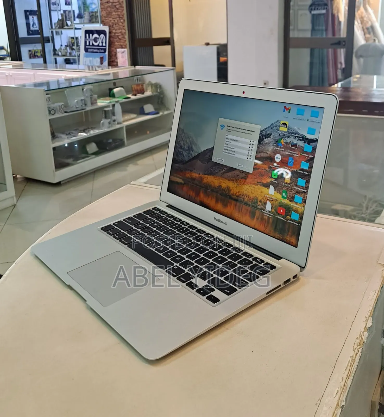 New Laptop Apple MacBook Air 2017 8GB Intel Core I5 SSD 128GB