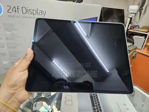 Apple iPad Pro 12.9 (2022) 1 TB Silver