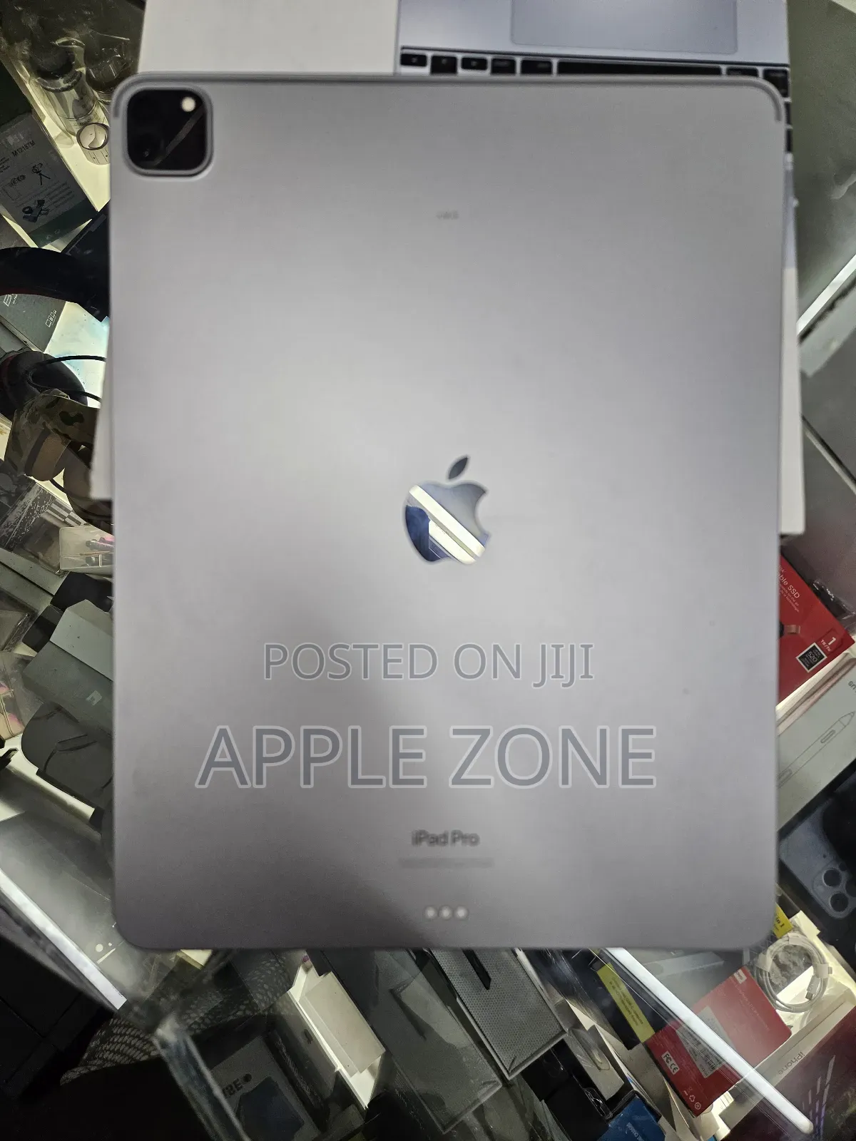 Apple iPad Pro 12.9 (2022) 1 TB Silver