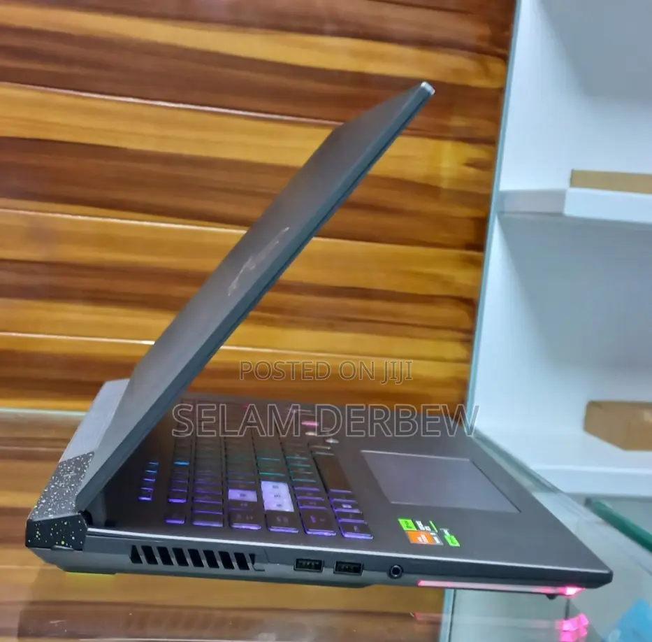 New Laptop Asus ROG Strix G731G 16GB AMD Ryzen 9 SSD 1T