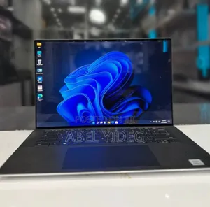 New Laptop Dell XPS 15 32GB Intel Core I7 SSD 512GB