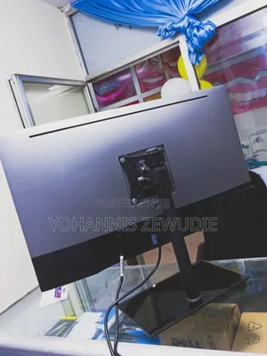 Dell 27" Inch Frameless Monitor