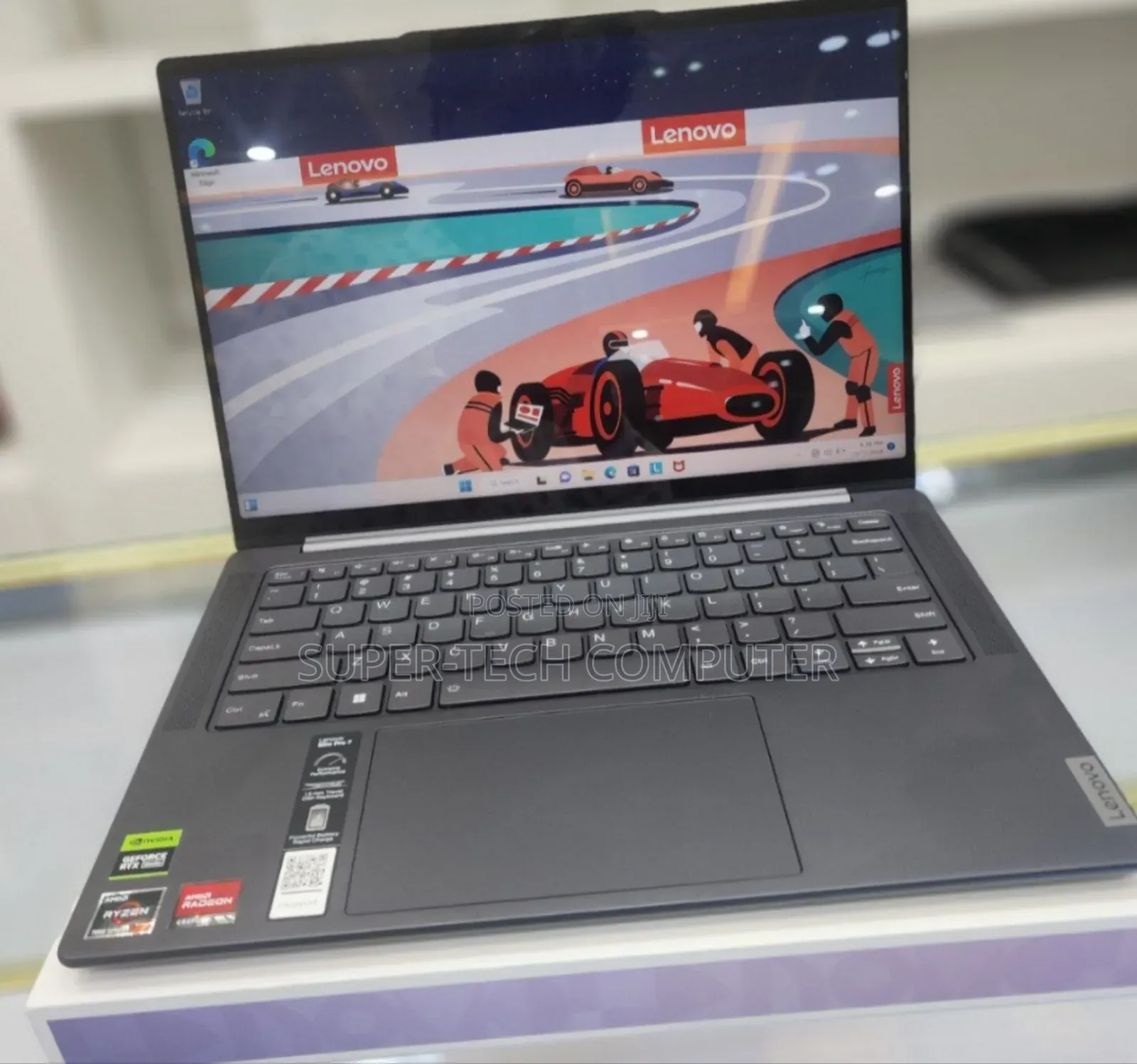 New Lenovo IdeaPad 5 Slim 13th Gen I7 16GB AMD Ryzen 7 SSD 512GB