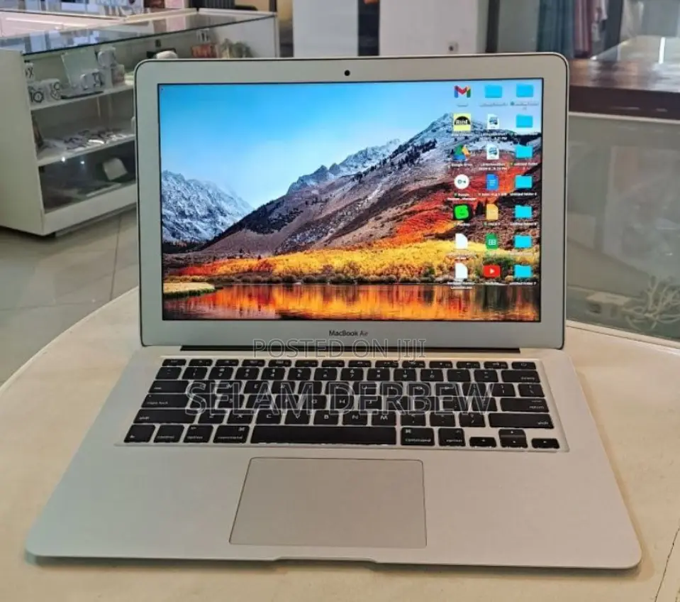 Laptop Apple MacBook Air 2017 8GB Intel Core I5 SSD 128GB