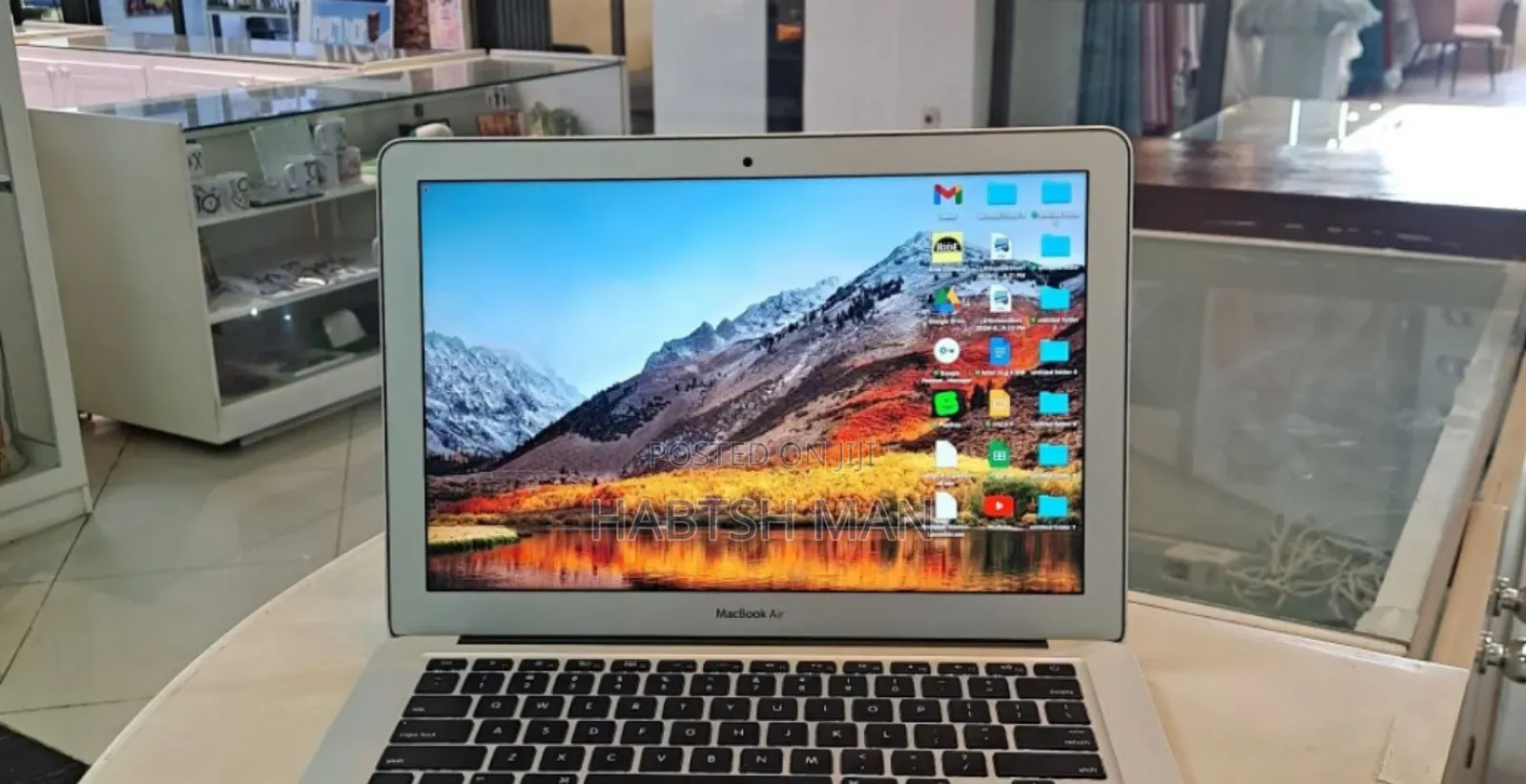 New Laptop Apple MacBook Air 2017 8GB Intel Core I5 SSD 128GB