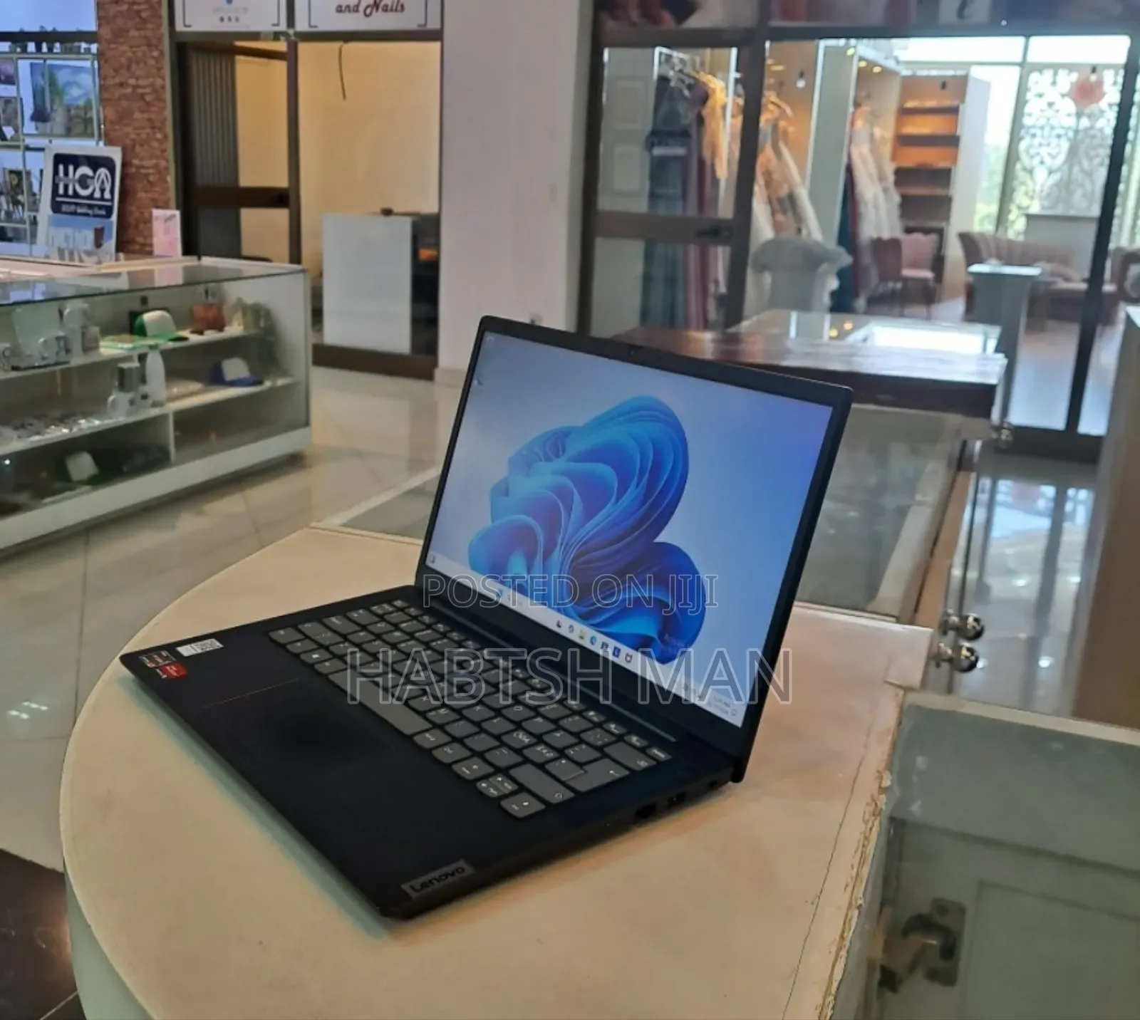 New Laptop Lenovo Ideapad 3 8GB AMD Ryzen 3 SSD 256GB