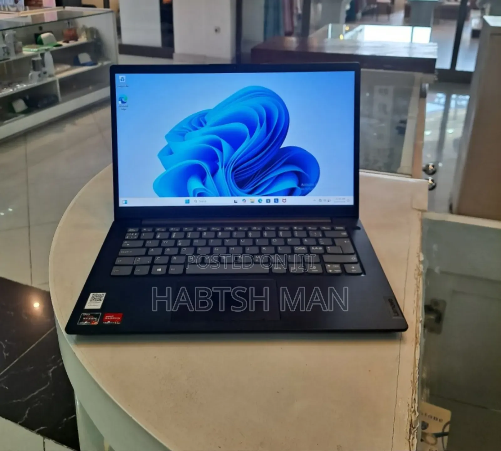 New Laptop Lenovo Ideapad 3 8GB AMD Ryzen 3 SSD 256GB