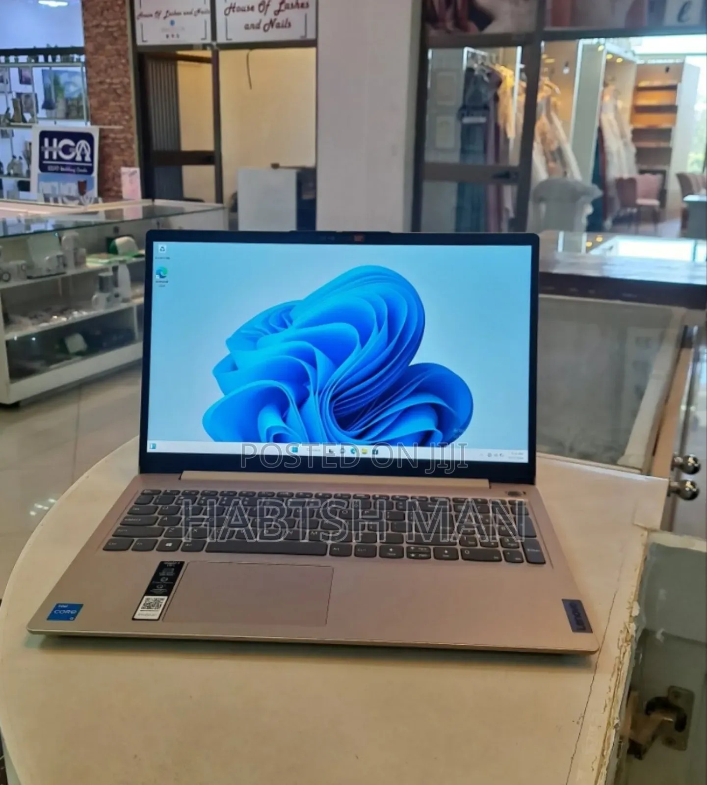 New Laptop Lenovo Ideapad 3 8GB Intel Core I3 SSD 256GB