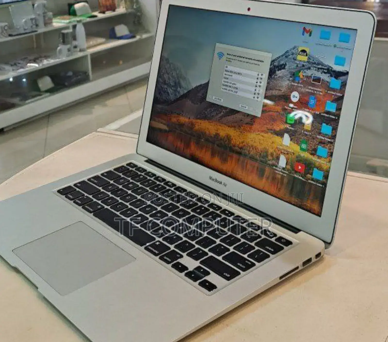 New Laptop Apple MacBook Air 2017 8GB Intel Core I5 SSD 128GB