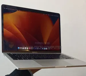 Photo - New Laptop Apple MacBook Pro 2020 16GB Intel Core I5 SSD 512GB