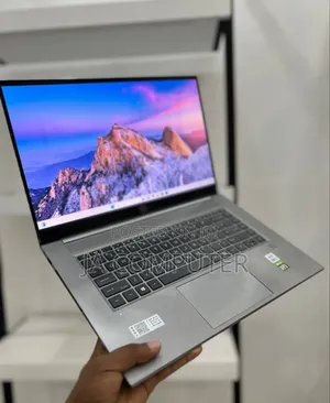 New Laptop HP Zbook Studio G7 16GB Intel Core I7 SSD 1T