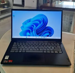New Laptop Lenovo Ideapad 3 8GB AMD Ryzen 3 SSD 256GB