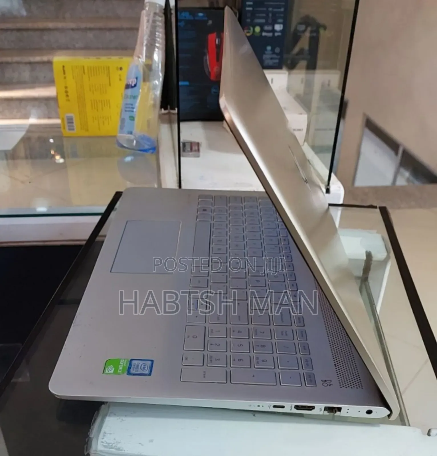 New Laptop HP Pavilion 15 8GB Intel Core I5 HDD 1T