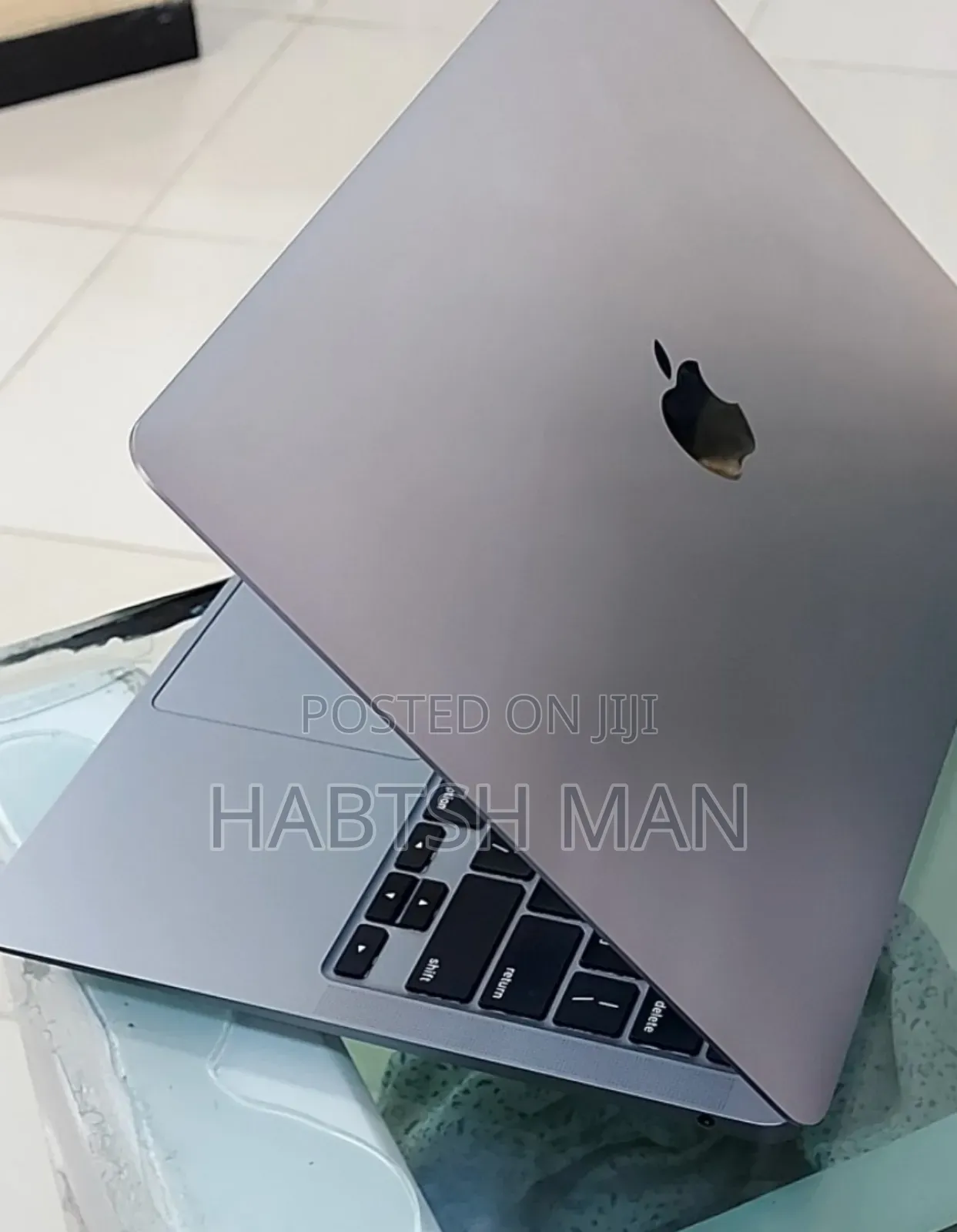 New Laptop Apple MacBook Pro 2020 16GB Intel Core I7 SSD 512GB