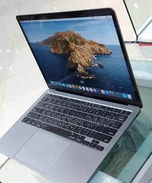 New Laptop Apple MacBook Pro 2020 16GB Intel Core I7 SSD 512GB