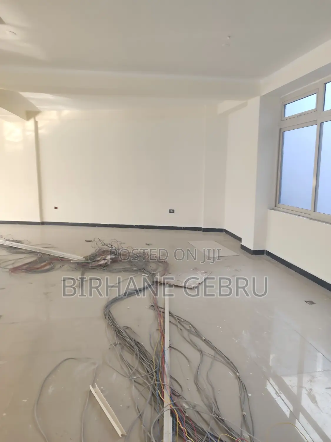 Luxury Apartment Rent for Office