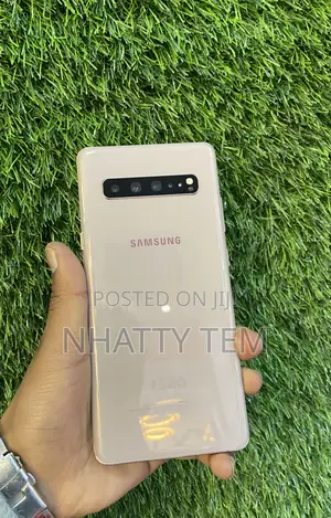 New Samsung Galaxy S10 5G 256 GB