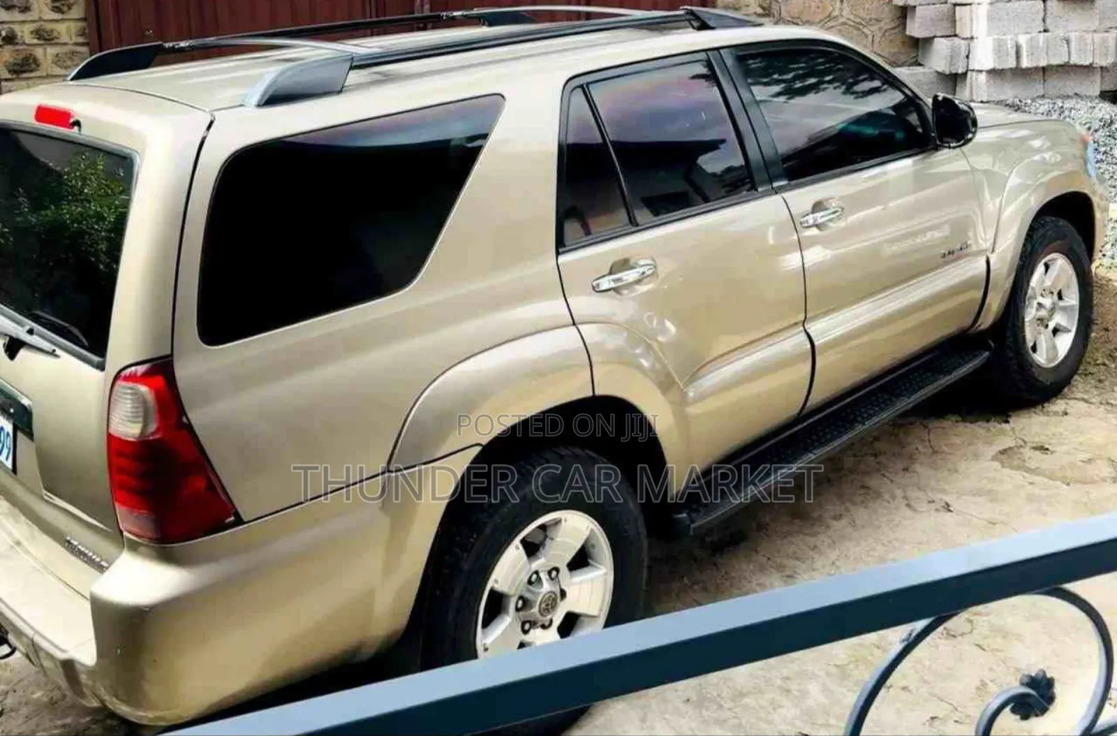 Toyota 4-Runner 2007 Gold