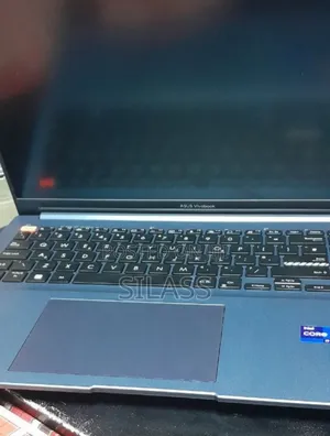 New Laptop Asus VivoBook 15 X505BA 20GB Intel Core I7 SSD 512GB