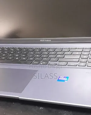 New Laptop Asus VivoBook 15 X505BA 20GB Intel Core I7 SSD 512GB