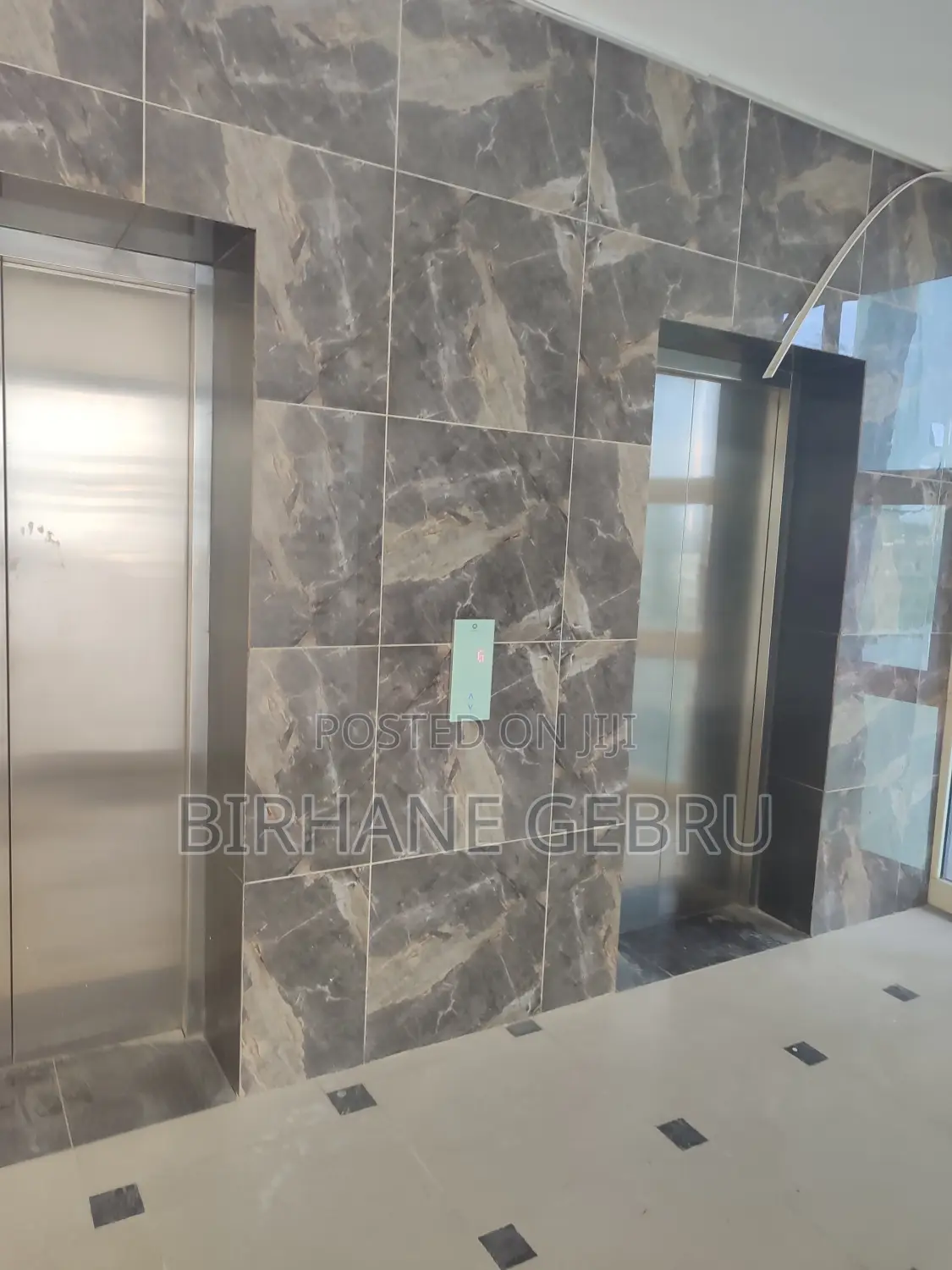 Luxury Apartiment Rent for Office