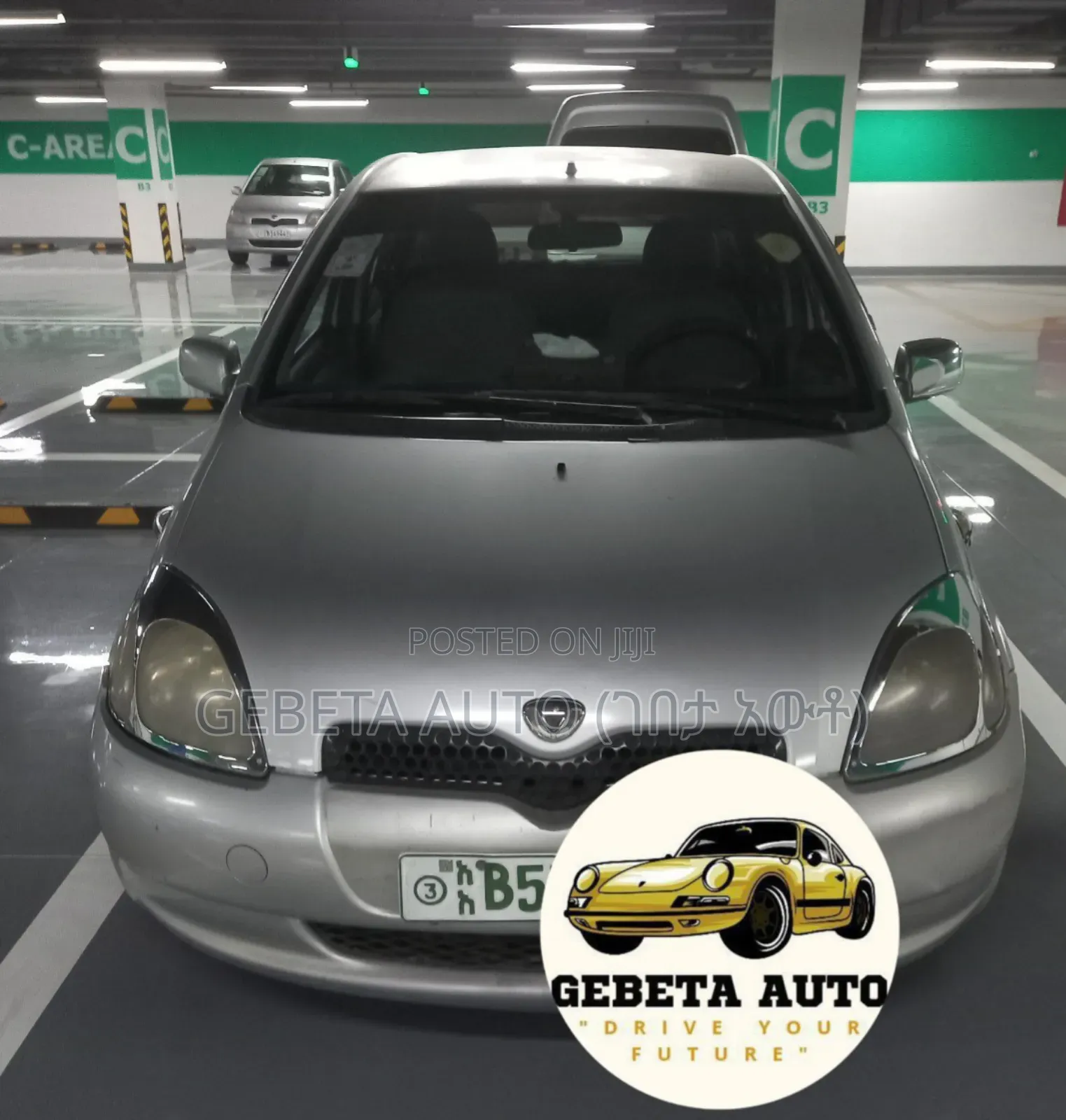 Toyota Vitz 2001 Silver