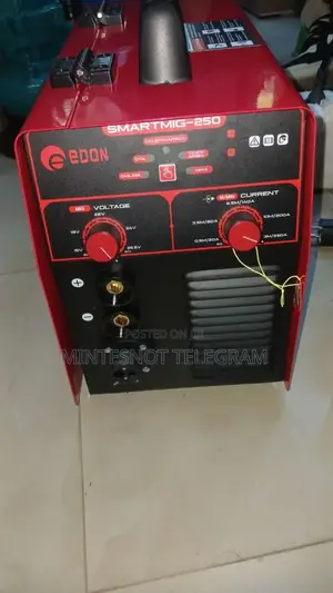 Photo - ሚግ መበየጃ ማሽን