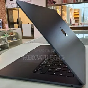 New Laptop Apple MacBook Air 2023 M2 8GB Apple M2 SSD 512GB