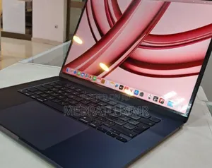 New Laptop Apple MacBook Air 2023 M2 8GB Apple M2 SSD 512GB