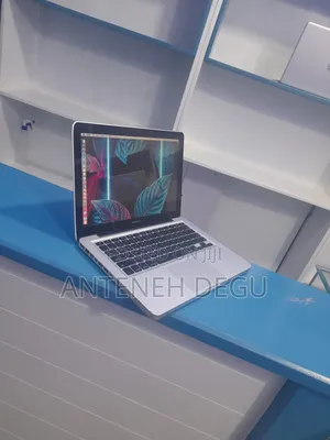 New Laptop Apple MacBook 2012 16GB Intel Core I5 SSD 256GB