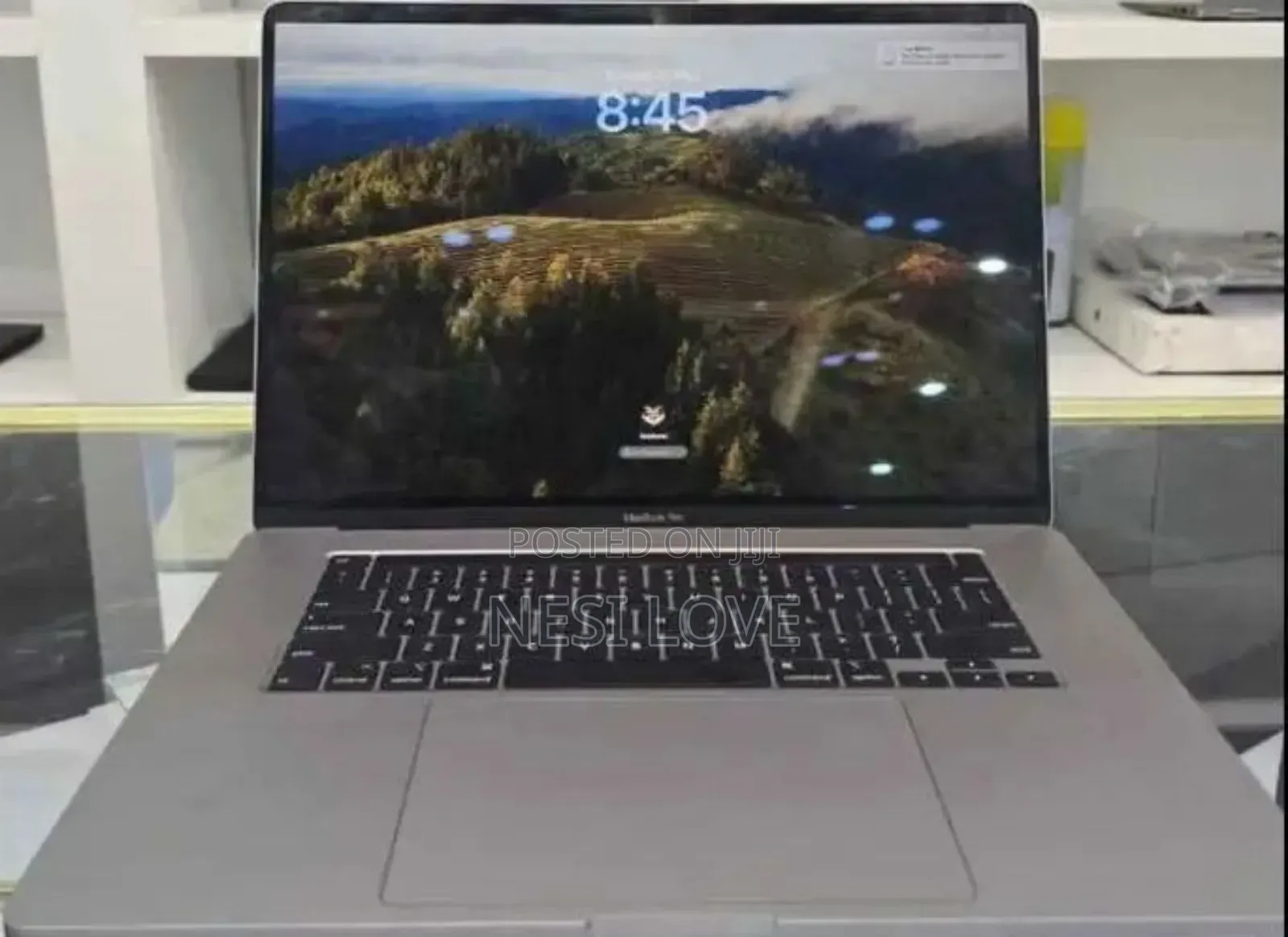 New Laptop Apple MacBook Pro 2019 32GB Intel Core I9 SSD 1T