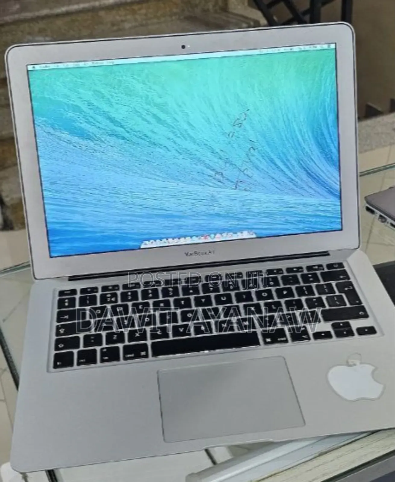 New Laptop Apple MacBook Air 2014 4GB Intel Core I5 SSD 128GB