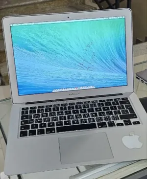 New Laptop Apple MacBook Air 2014 4GB Intel Core I5 SSD 128GB