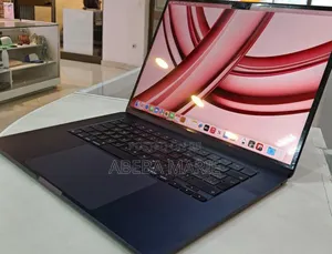 Photo - New Laptop Apple MacBook Air 2023 M2 8GB Apple M2 SSD 512GB