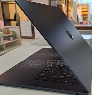 New Laptop Apple MacBook Air 2023 M2 8GB Apple M2 SSD 512GB