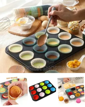 Photo - Reusable Muffin Baking Set With 12 Silicone Cups