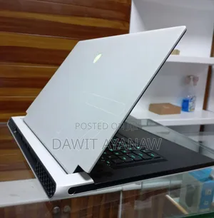 New Laptop Dell Alienware 17 R1 16GB Intel Core I7 SSD 512GB