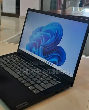 New Laptop Lenovo Ideapad 3-14iil05 8GB AMD Ryzen 3 SSD 256GB