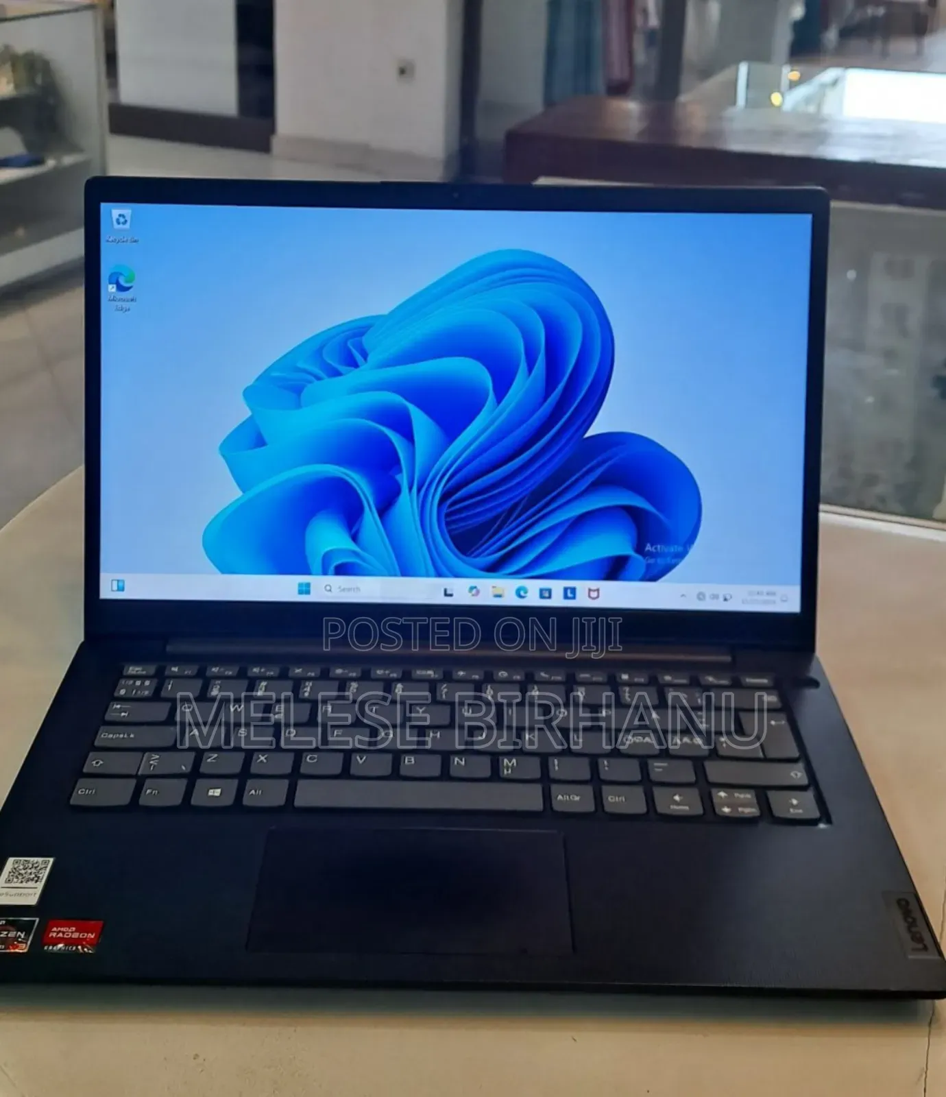 New Laptop Lenovo Ideapad 3-14iil05 8GB AMD Ryzen 3 SSD 256GB