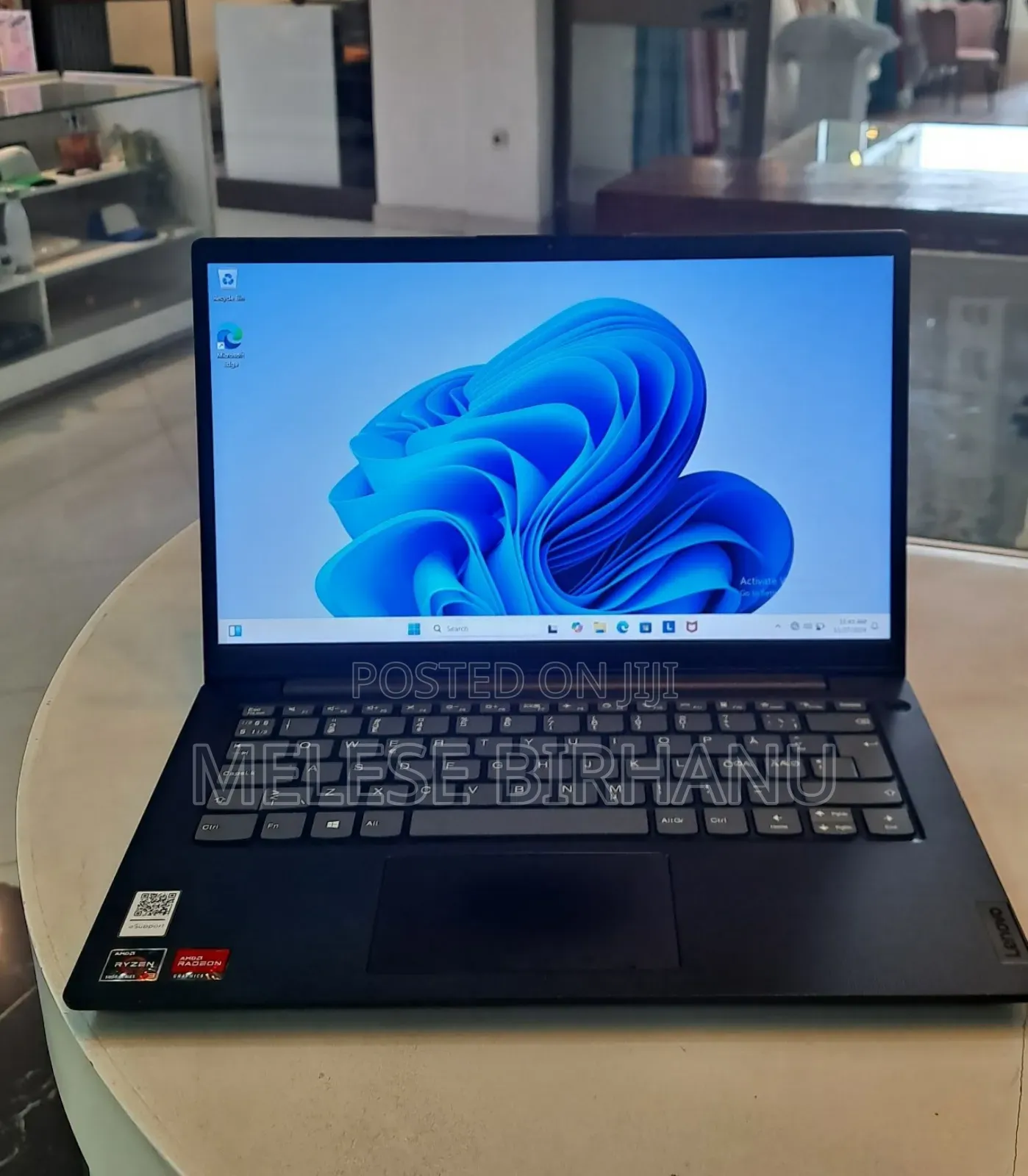 New Laptop Lenovo Ideapad 3-14iil05 8GB AMD Ryzen 3 SSD 256GB