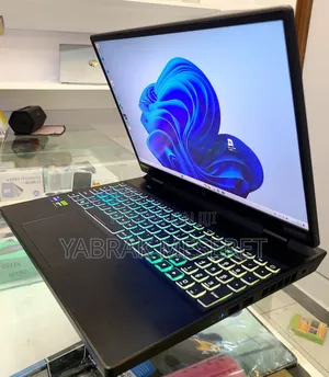 New Laptop Acer 16GB Intel Core I9 SSD 1T