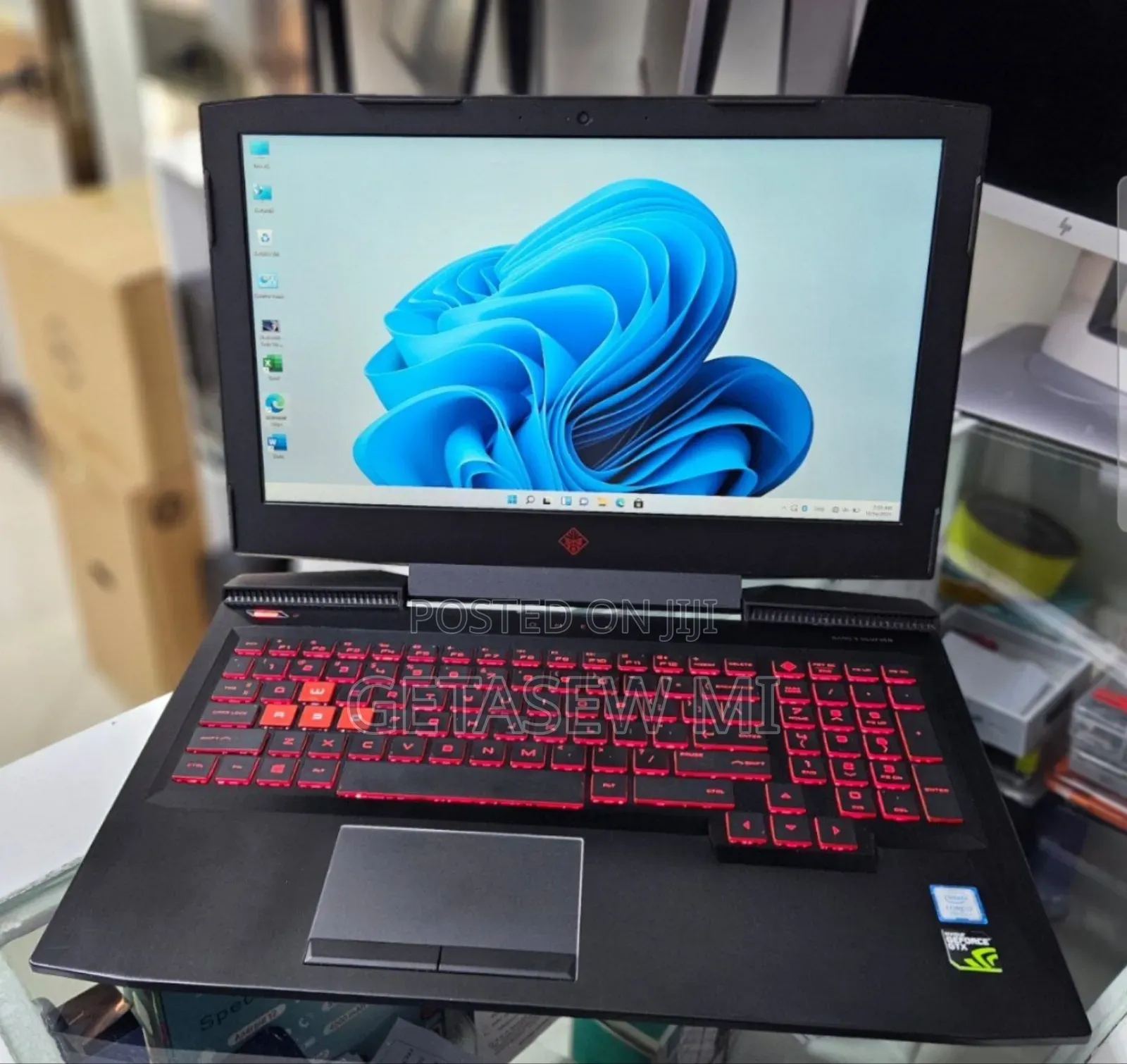 New Laptop HP Omen X 8GB Nvidia SSD 1T